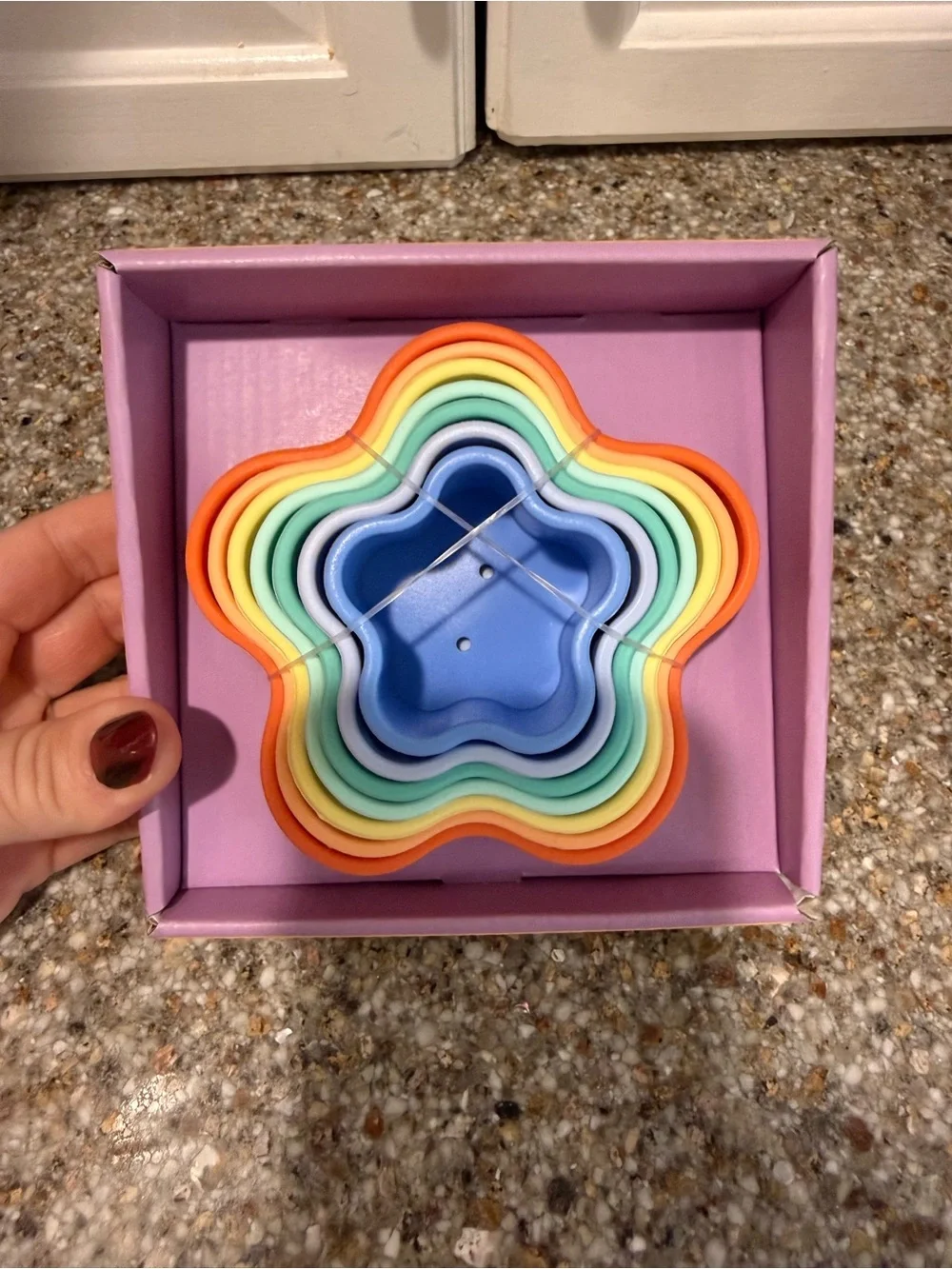 Gigglescape 7 Cup Silicone Stacker